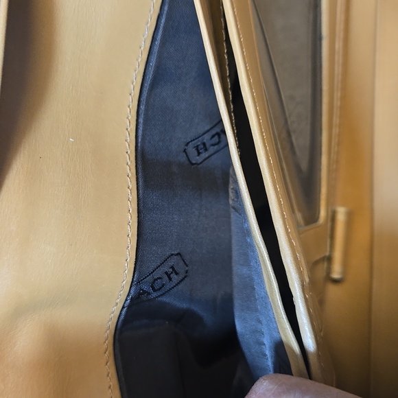 Vintage Coach Brown Leather Wallet - Picture 6 of 12